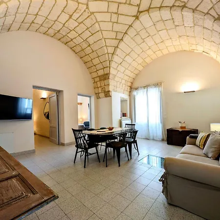 Oikia Vacanze Le Bey Holiday home *