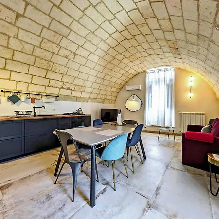 Holiday home Oikia Vacanze Le Bey Giuggianello